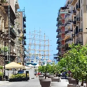https://mondello-elpide.palermohotels.org